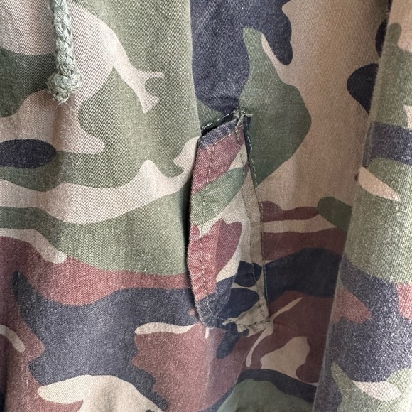 Camo  Jacket - Picture 10 of 10